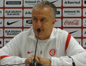 Dorival Júnior técnico Inter (Foto: Tomás Hammes / GLOBOESPORTE.COM)