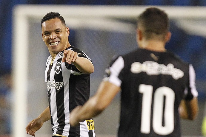 Gol Lulinha Botafogo x Náutico Engenhão (Foto: Vitor Silva/SSPress)