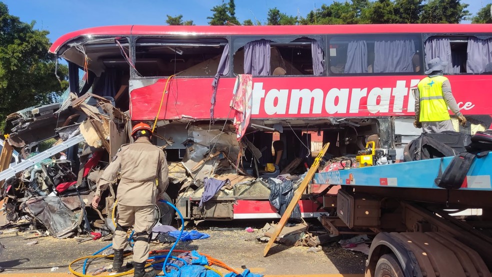 Acidente de ônibus deixa 11 mortes em MT — Foto: Divulgação