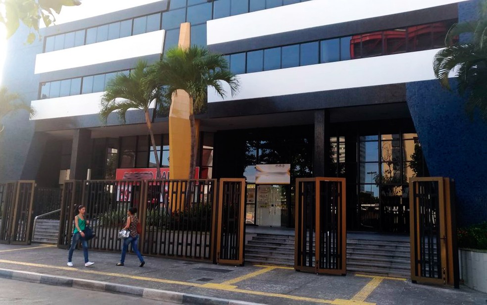 Sede da Leiaute fica em prédio comercial na Rua Coronel Almerindo Rehem, no bairro Caminho das Árvores (Foto: Juliana Almirante/G1)
