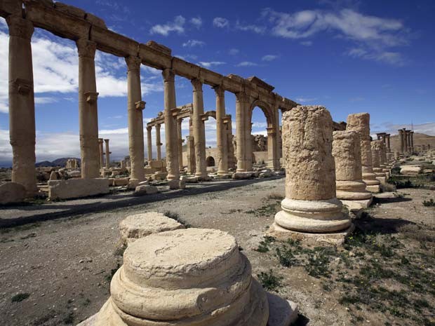 Imagem de 14 de março de 214 mostra parte da antiga cidade histórica de Palmira, na Síria (Foto:  AFP PHOTO/JOSEPH EID)