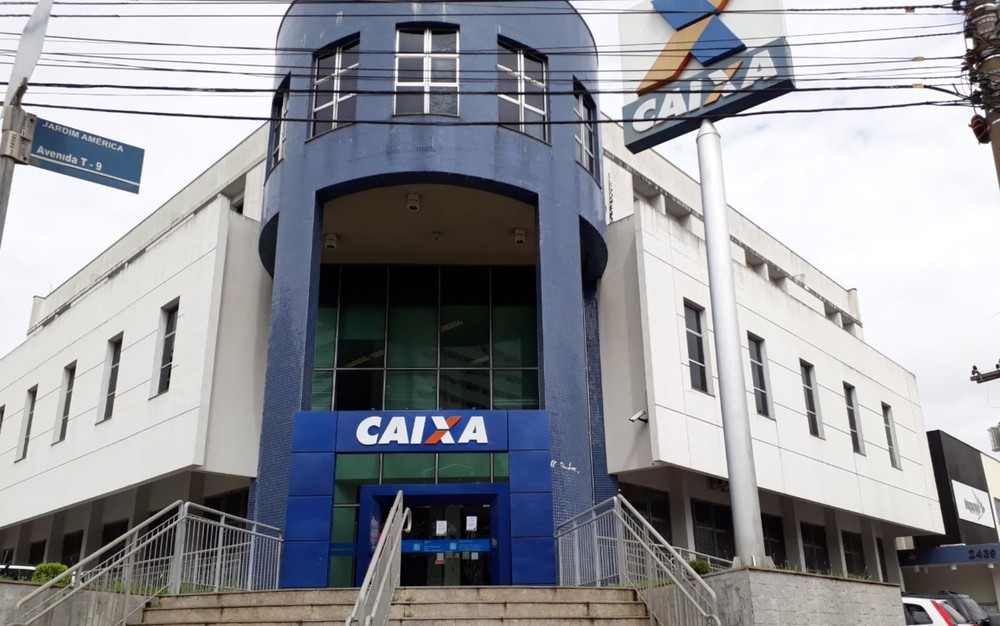 Agência da Caixa Econômica Federal em Goiânia, Goiás (Foto: Paula Resende/ G1)