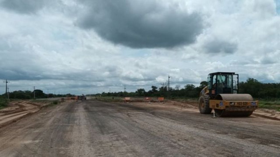 As obras do corredor bioceânico avançam no Paraguai — Foto: BOB HOWARD via BBC