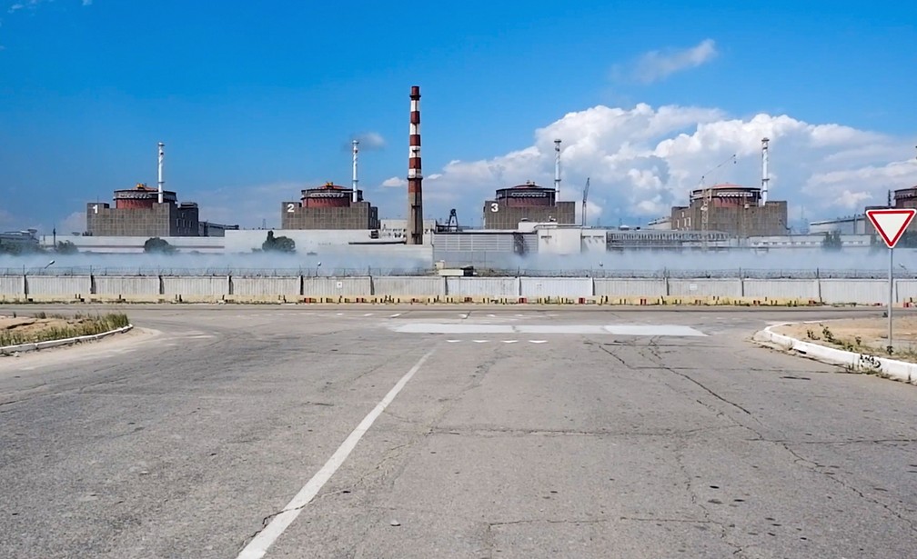Usina nuclear de Zaporizhzhia, a maior da Europa, fica no sul da Ucrânia. — Foto: SERVIÇO DE IMPRENSA DO MINISTÉRIO DA DEFESA DA RÚSSIA/ASSOCIATED PRESS
