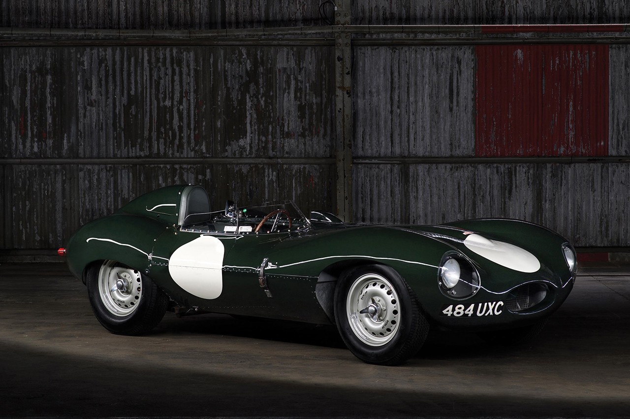 Jaguar de 1955 deve ser vendido por mais de R$ 30 milhões em Paris (Foto: Divulgação)