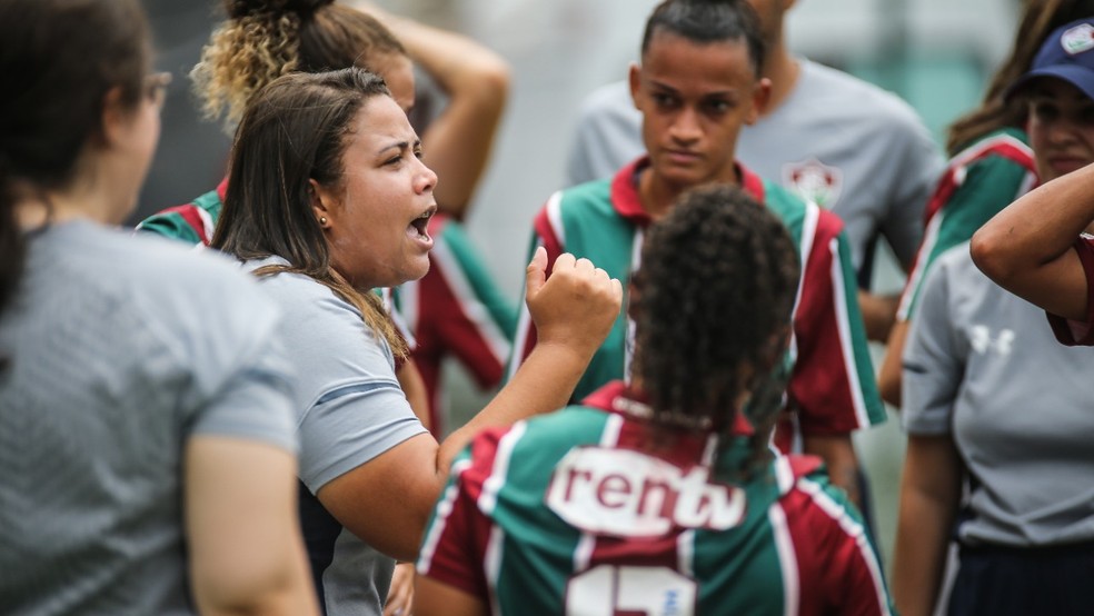 Técnica da equipe feminina do Fluminense é idealizadora de ...