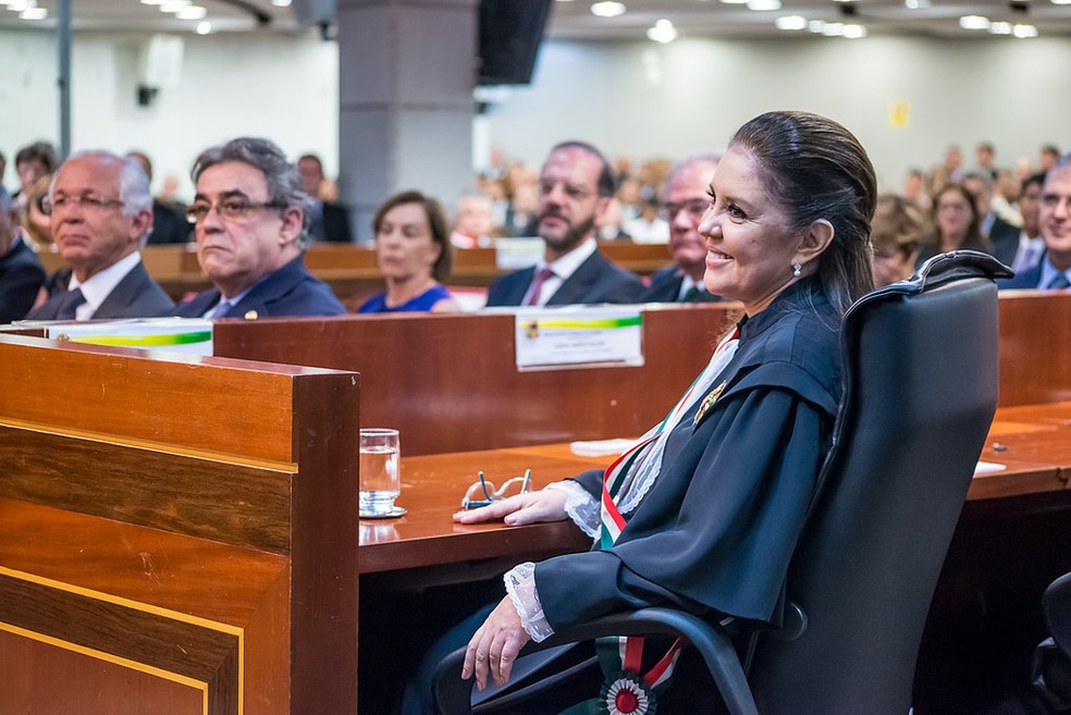 Desembargadora Maria Regina Machado Guimarães, presidente do TRT10 até 2020 (Foto: TRT-10/Divulgação)