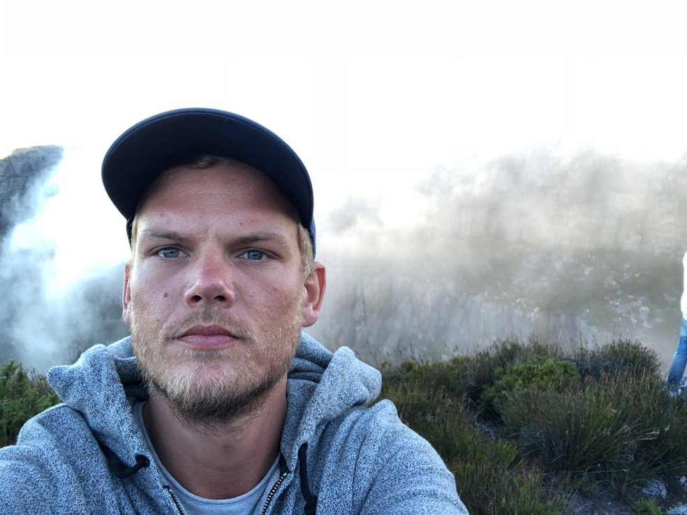 Avicii em foto publicada no Facebook em janeiro de 2018 (Foto: Reprodução/Facebook/Avicii)