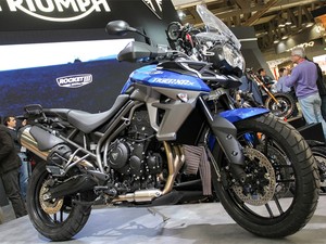 Triumph Tiger 800 XCx (Foto: Divulgação / EICMA)