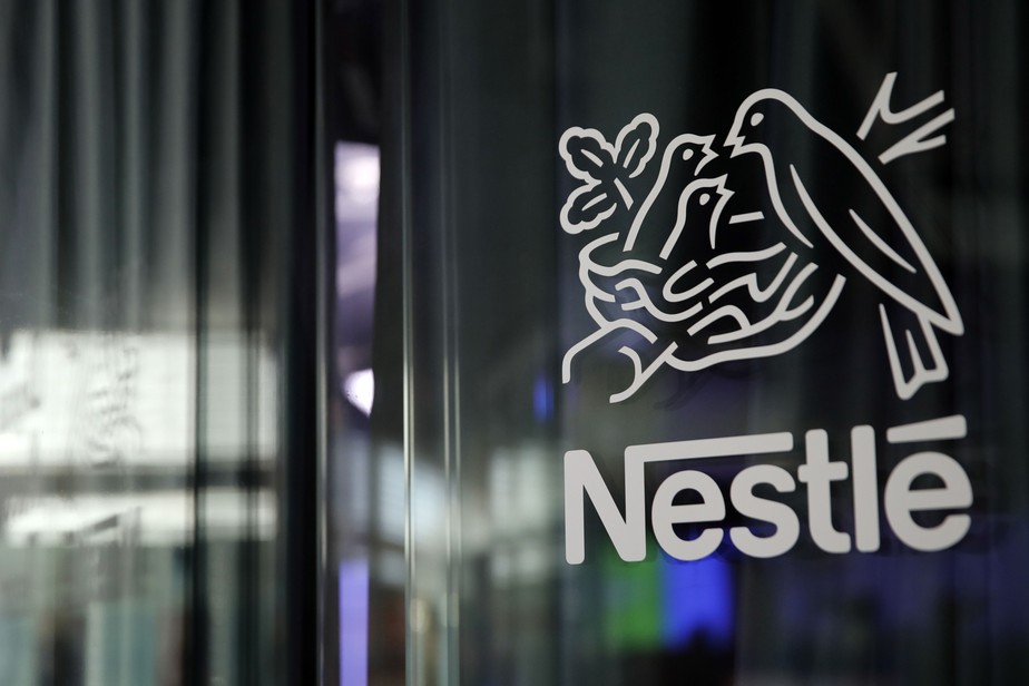 Diretor executivo operacional da Nestlé vai se aposentar no início de 2024