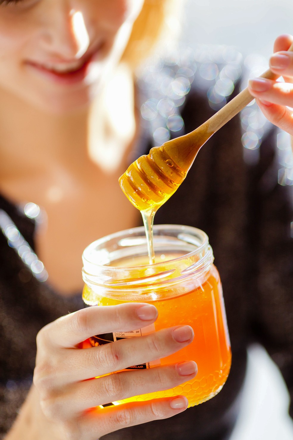 O mel  composto por acares simples,  rico em nutrientes (clcio, ferro, potssio e magnsio) e tem ao antioxidante.  Foto: Getty Images