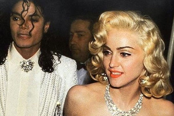 Madonna e Michael Jackson durante o Oscar de 1991 (Foto: Reprodução/Twitter)