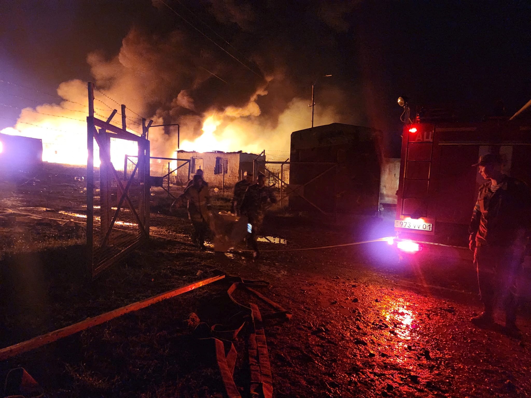 Nagorno-Karabakh: sobe para 125 o número de mortos na explosão em depósito de combustível