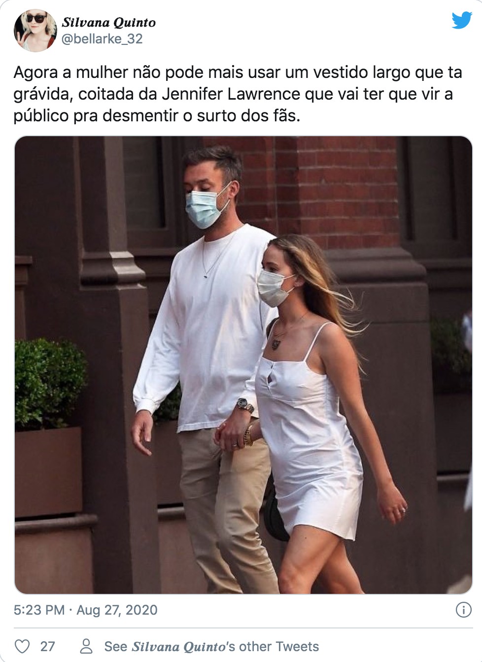 Jennifer Lawrence é fotografada nas ruas de NY e barriguinha faz fãs acreditarem que ela esteja grávida (Foto: Reprodução)