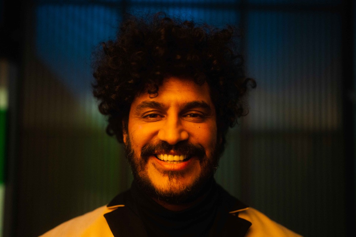 Criolo estreia display de ‘Sobre Viver’, álbum que marca volta ao rap, neste sábado em SP |  Música