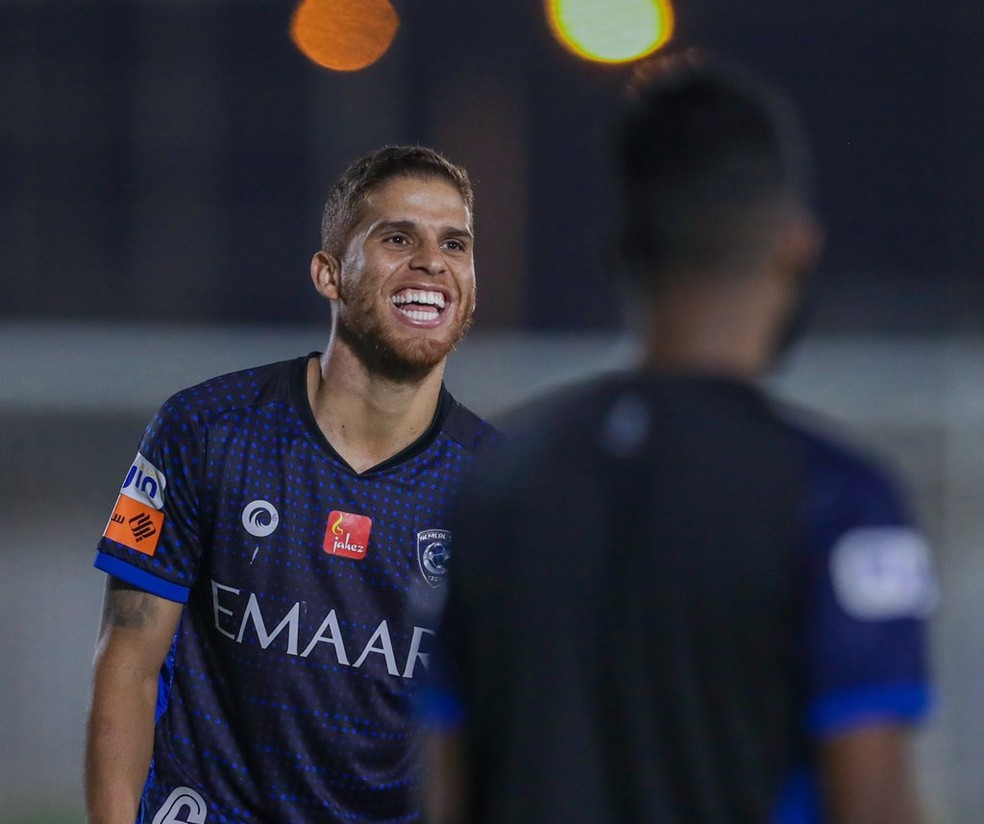 Cuéllar em ação pelo Al Hilal, da Arábia Saudita — Foto: Divulgação / Al Hilal FC