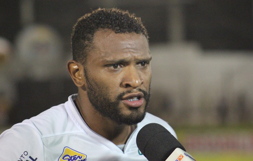 Daniel Cruz, que estreou contra o América-MG, deve ser titular contra o Criciúma (Foto: Fabiano de Oliveira)