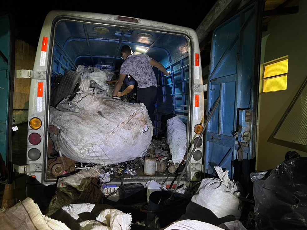 Com o apoio da GCM, 161 quilos de cobre furtados foram apreendidos em Itararé (SP). — Foto: ASCOM Prefeitura de Itararé/Divulgação