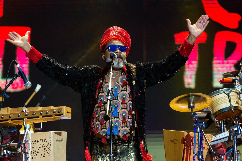 Carlinhos Brown é uma das atrações deste sábado (22) no Carnaval de Natal — Foto: Diego Baravelli/G1