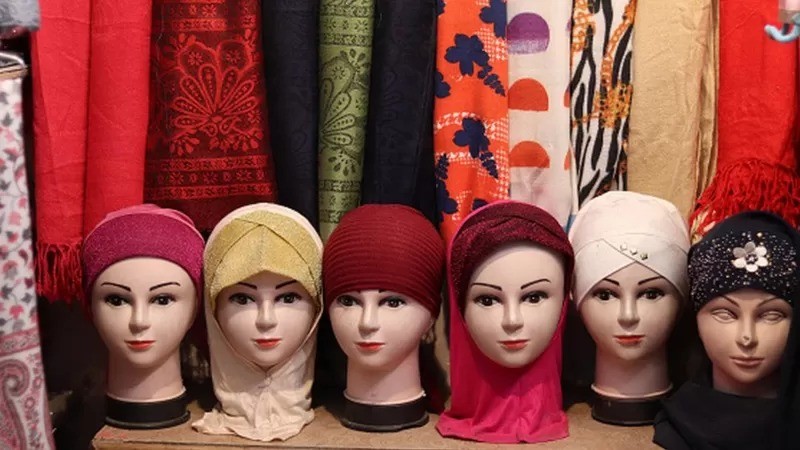 Existem diversas formas de usar o hijab islâmico (Foto: Getty Images via BBC News)