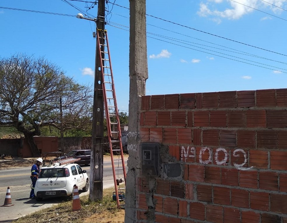 Operação Varredura, da Cosern, combate ligações clandestinas de energia no RN — Foto: Cosern/Divulgação