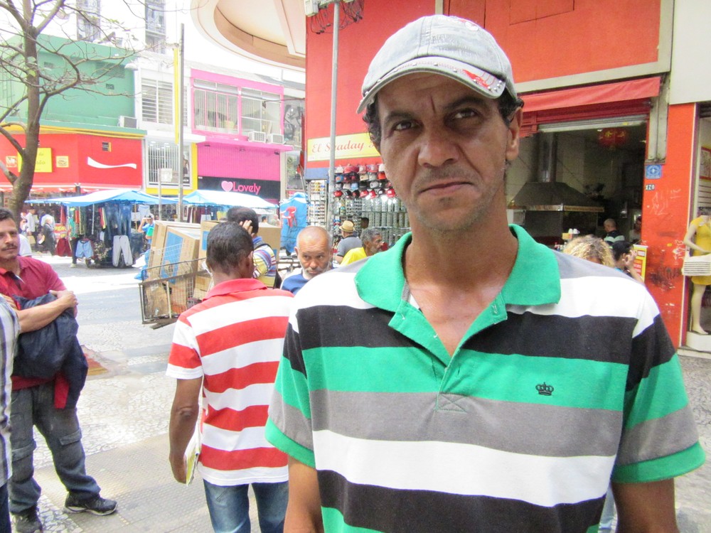 Francisco Aparecido Siqueira Silva não sabe o que é um emprego com registro há mais de 2 anos: 