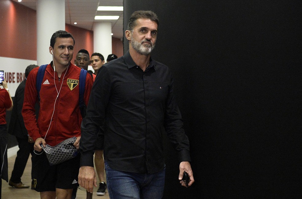 Vagner Mancini, coordenador técnico do São Paulo, pode ser opção de interino antes de Cuca — Foto: Marcos Riboli