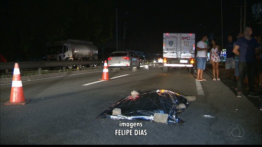 Homem morre atropelado após tentar atravessar a BR-230, em Bayeux