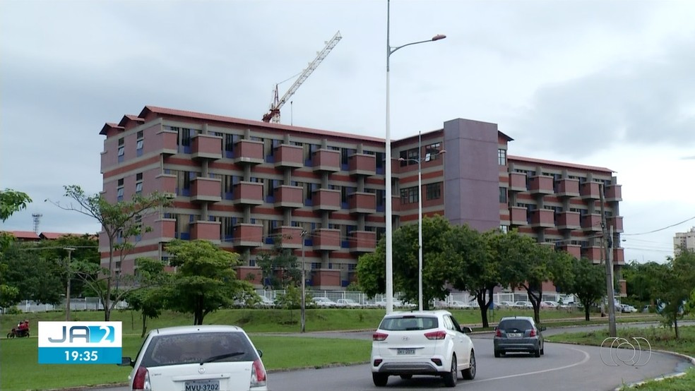 Médico afirma que faltam materiais no Hospital Geral de Palmas — Foto: Reprodução/TV Anhanguera