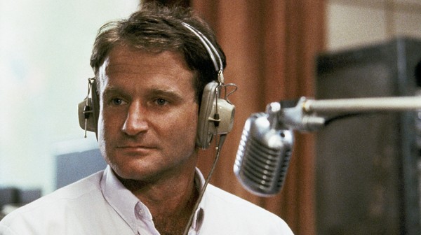 Adrian Cronauer, que inspirou DJ de 'Bom dia, Vietnã' interpretado por  Robin Williams, morre aos 79 anos | Pop & Arte | G1
