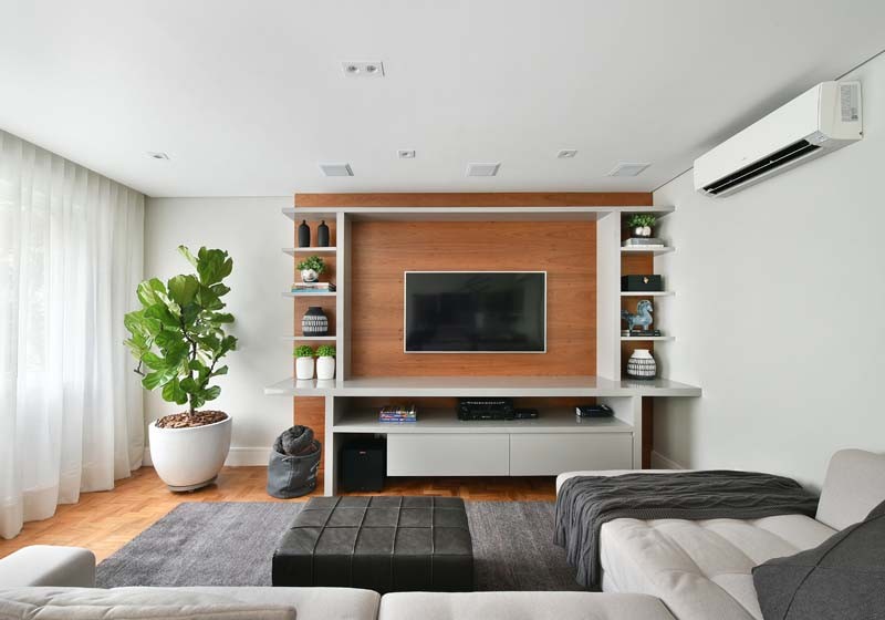 Linhas retas e paleta neutra marcam apartamento moderno de 135 m² - Casa e  Jardim