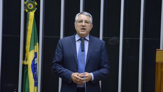Padilha nega intenção de mudar autonomia do BC e meta de inflação, e rechaça haver 'fritura' de Campos Neto