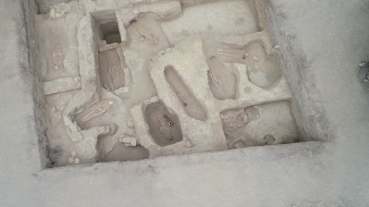 Arqueólogos no Peru encontraram restos mortais de 29 pessoas  (Foto: Reprodução/Museo Tumbas Reales de Sipan/Facebook )