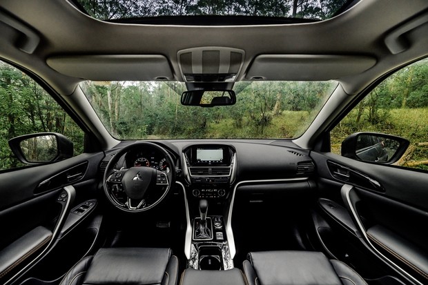 Mitsubishi Eclipse Cross Sport e Outdoor (Foto: Divulgação ) Mitsubishi Eclipse Cross Sport e Outdoor (Foto: Divulgação )