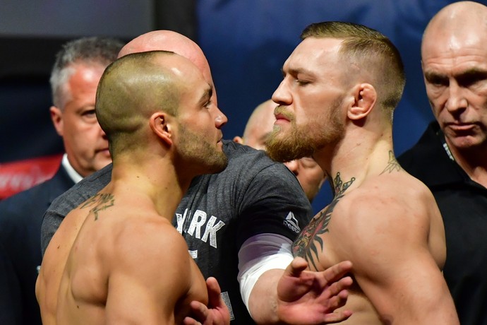 Conor McGregor, Eddie Alvarez, encarada, pesagem ufc 205 (Foto: Jason Silva)
