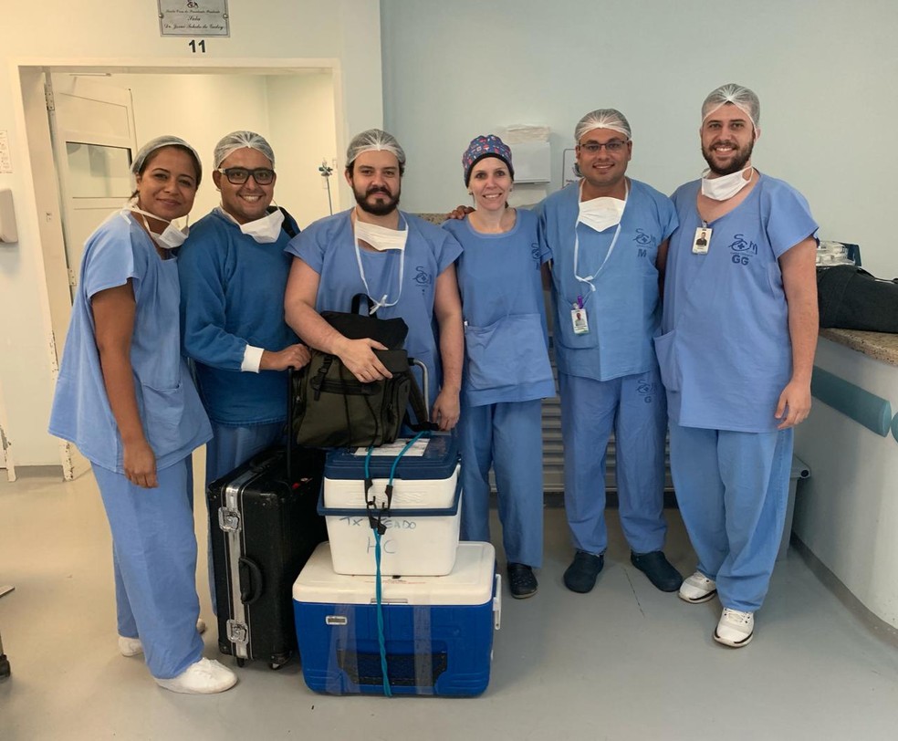 Equipes médicas do HC e Santa Casa após captação do fígado — Foto: Assessoria de Imprensa Santa Casa de Presidente Prudente