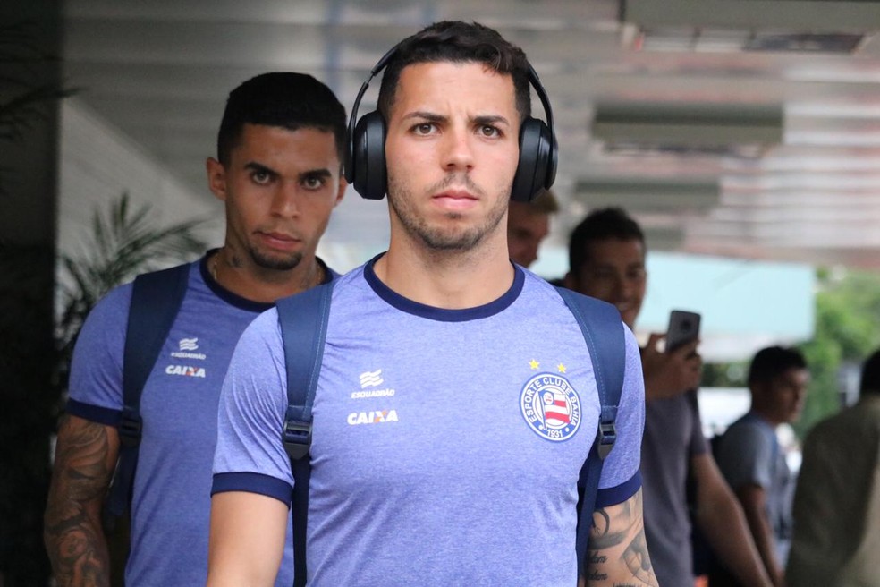 Desembarque do Bahia em Teresina — Foto: Stephanie Pacheco / GloboEsporte.com