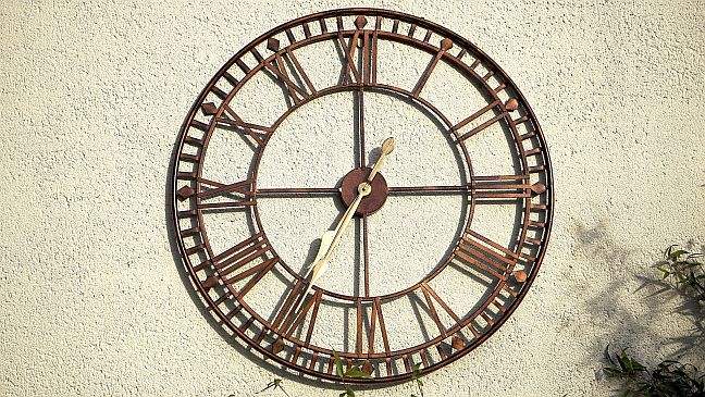 Roda, tempo, relógio (Foto: Pixabay)