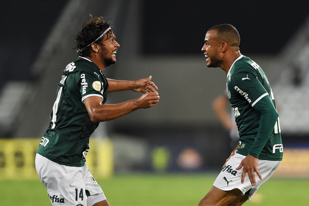Atuações: Mayke e Scarpa comandam virada do Palmeiras contra o Botafogo