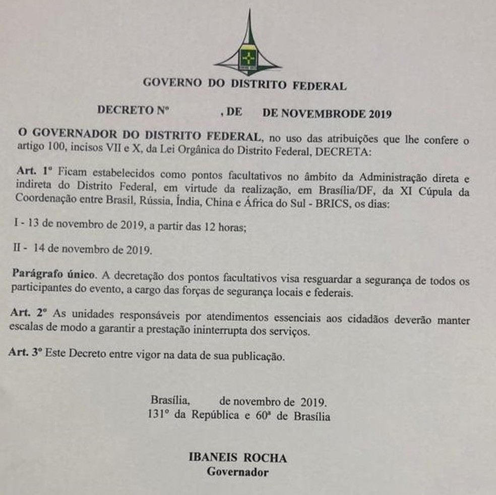 Decreto que autoriza ponto facultativo nos dias 13 e 14 de novembro por conta da reunião da cúpula do Brics no Palácio Itamaraty, em Brasília. — Foto: Reprodução