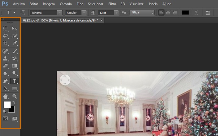 A barra de ferramentas do Photoshop CS6 fica na lateral esquerda (Foto: Reprodução/Barbara Mannara)