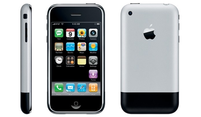 Design do primeiro iPhone mudou estética dos smartphones (Foto: Divulgação/Apple)