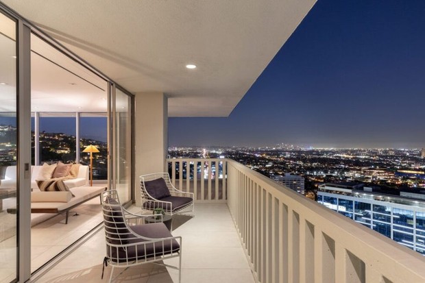 Sandra Bullock reforma e coloca à venda apartamento que já foi de Matthew Perry (Foto: Divulgação)