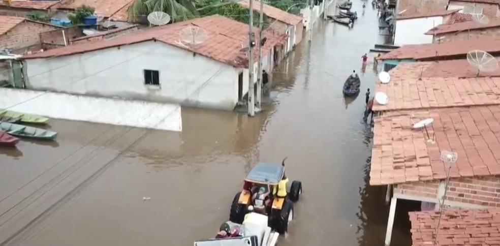 Alto Alegre do Pindar&eacute; est&aacute; debaixo d'&aacute;gua devido as fortes chuvas &mdash; Foto: Reprodu&ccedil;&atilde;o/TV Mirante
