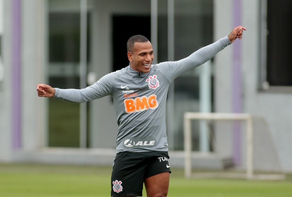 Recuperado de Covid-19, Otero volta a ficar à disposição do Corinthians contra o Bragantino