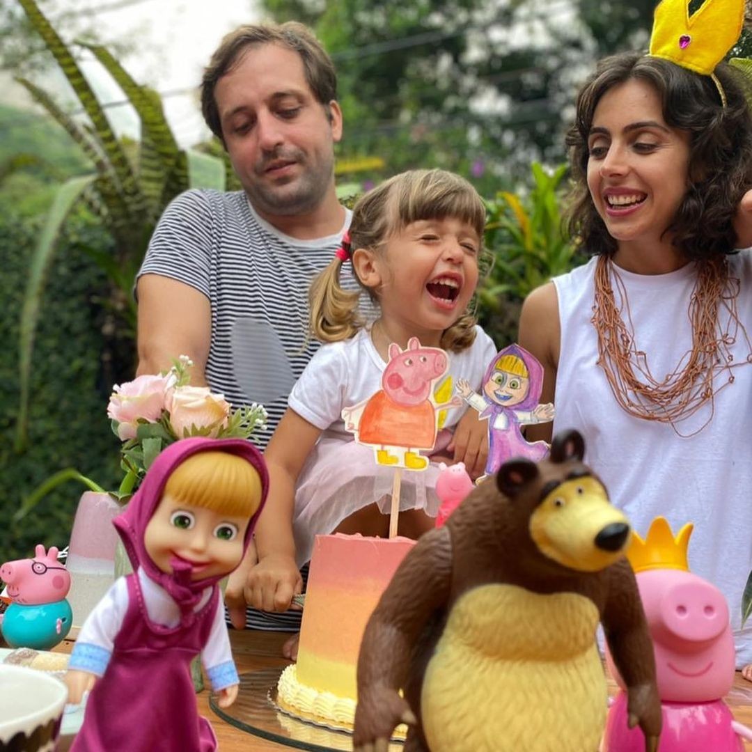 Gregório Duviver e Giovanna Nader celebram aniversário da filha, Marieta (Foto: Reprodução Instagram)