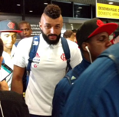Flamengo desembarca em Fortaleza, e Muralha é o único titular da delegação