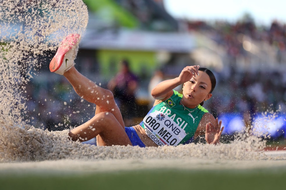 Letícia Oro Melo na final do salto em distância — Foto: Patrick Smith/Getty Images