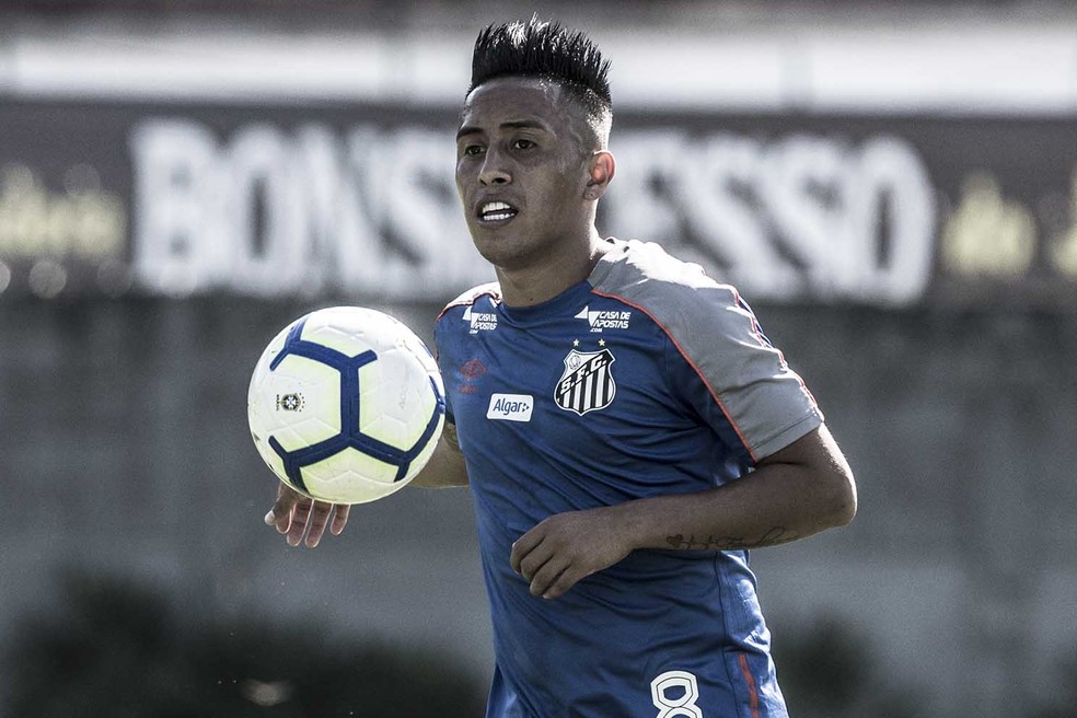 Cueva tem sido pouco aproveitado no Santos — Foto: Ivan Storti/Santos FC