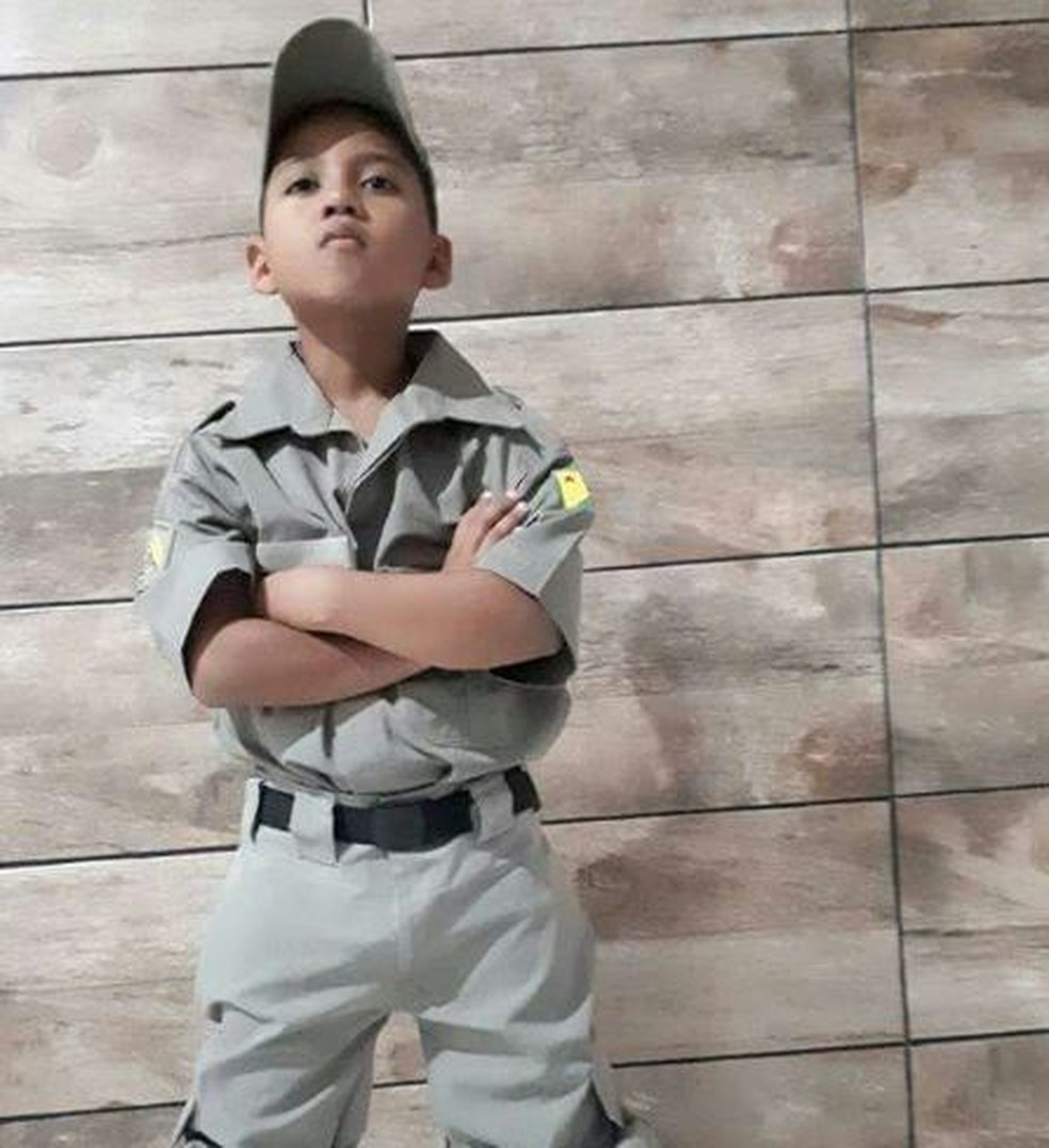 Sonho do garoto é ser policial como o pai, conta a tia  (Foto: Sidilene Lima/Arquivo pessoal )